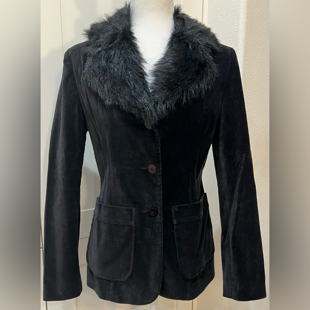 Vintage Esprit De Corp Faux Fur Collar Black Velvet Blazer – Size 5/6 (Small)
